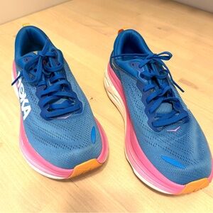 HOKA Women's Bondi 8 -women’s size 10. GREAT, almost new condition